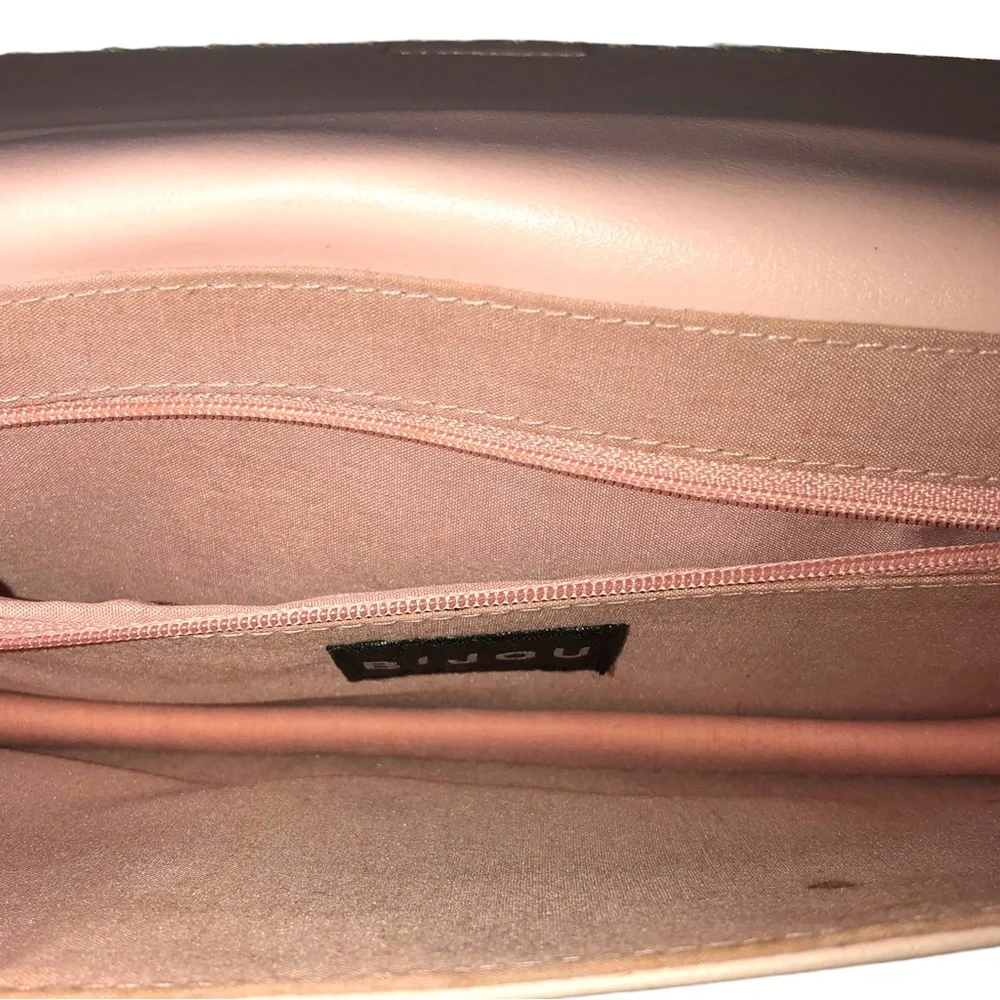 Customized Bijou Pink Handbag ~ Faux Leather ~ Chain Handle Accent ~ Flo… - Picture 6 of 8